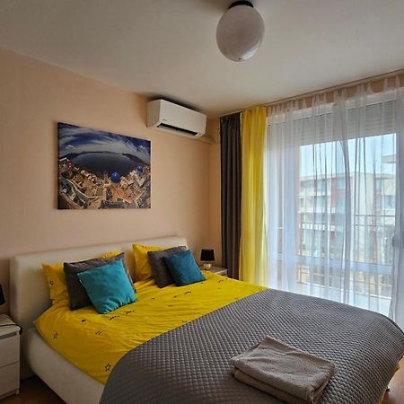 2 Zimmer Wohnung Slantschew brjag Exterior foto